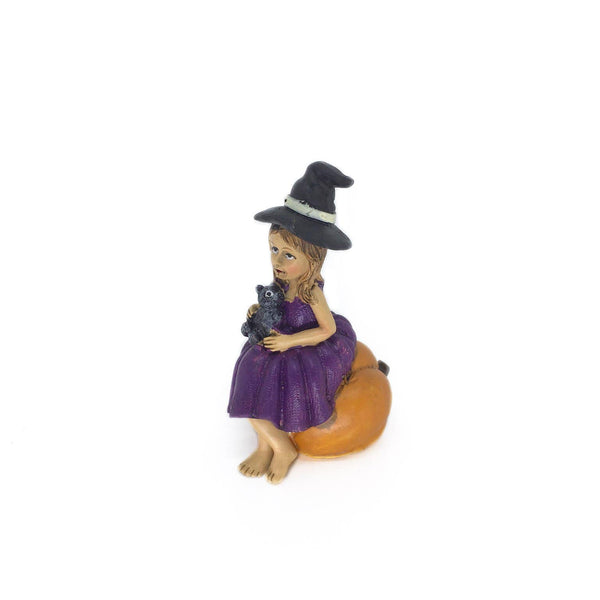 Sabrina,  Halloween Witch Girl