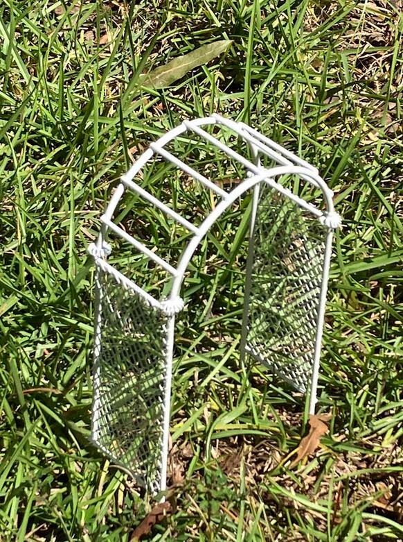 Miniature White Metal Arch, Trellis Arbor for Fairy Garden and Dollhouses