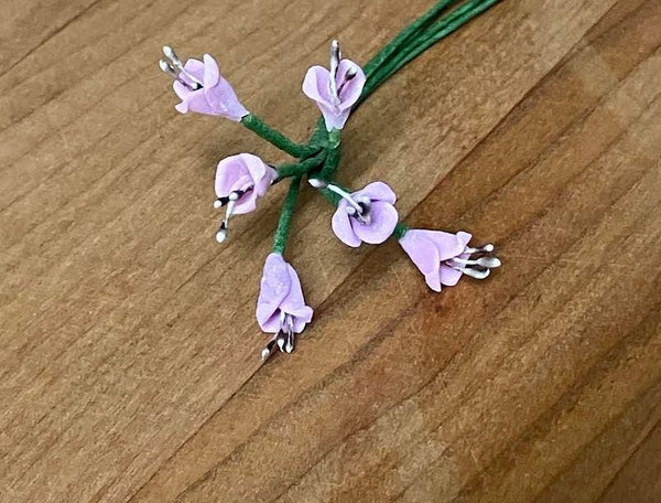 Miniature Artificial Pale Purple Flower Stems. 6 Single Stem Lavender Flowers, Dollhouse Flowers with 4