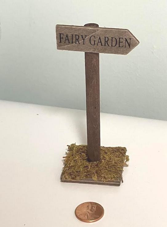 Miniature Wooden 'FAIRY GARDEN' Sign 4.5