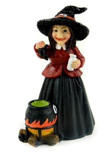 Miniature Witch with a Cauldron, 3