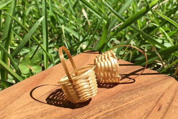 Miniature Round Baskets with Handle,  Pair of Dollhouse or Fairy Garden Baskets