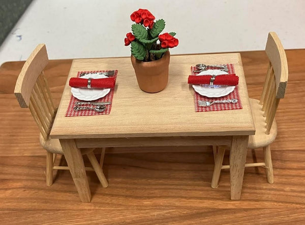 Set of 4 Dollhouse Red Placemats with 4 Napkins, Miniature Placemat with Napkins