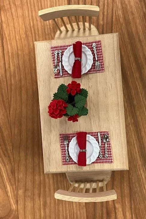 Set of 4 Dollhouse Red Placemats with 4 Napkins, Miniature Placemat with Napkins